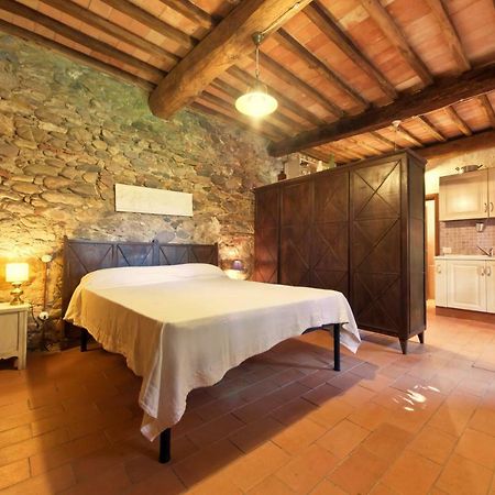 Agriturismo Il Casalino Пари Экстерьер фото