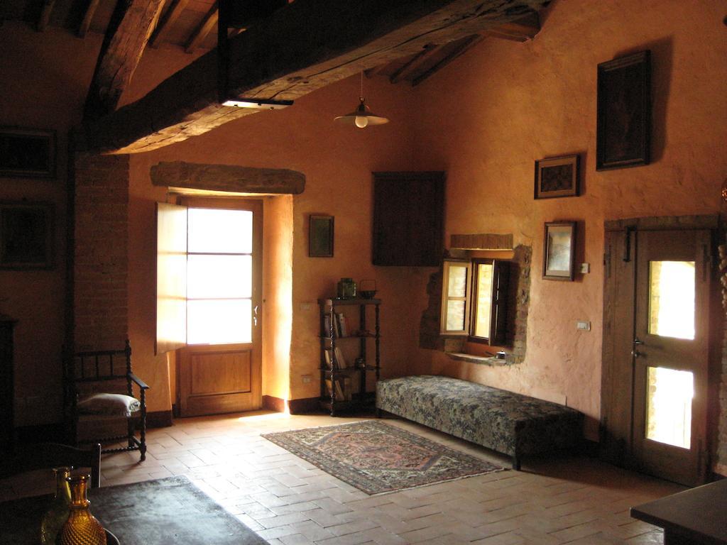 Agriturismo Il Casalino Пари Номер фото