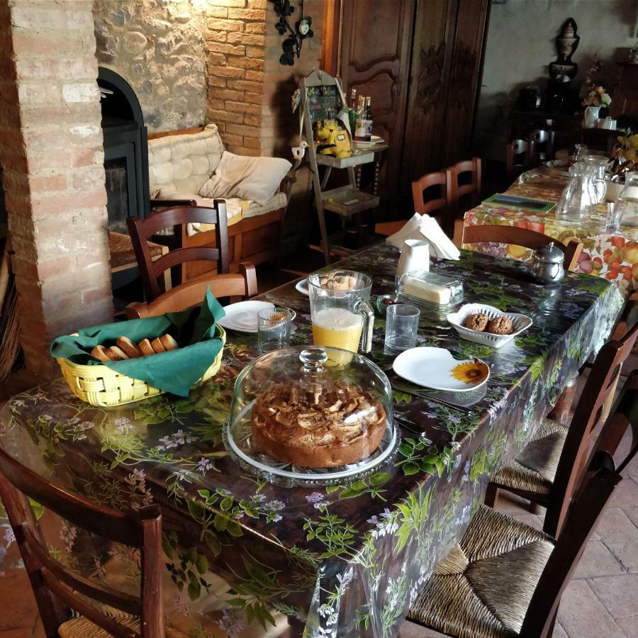 Agriturismo Il Casalino Пари Экстерьер фото